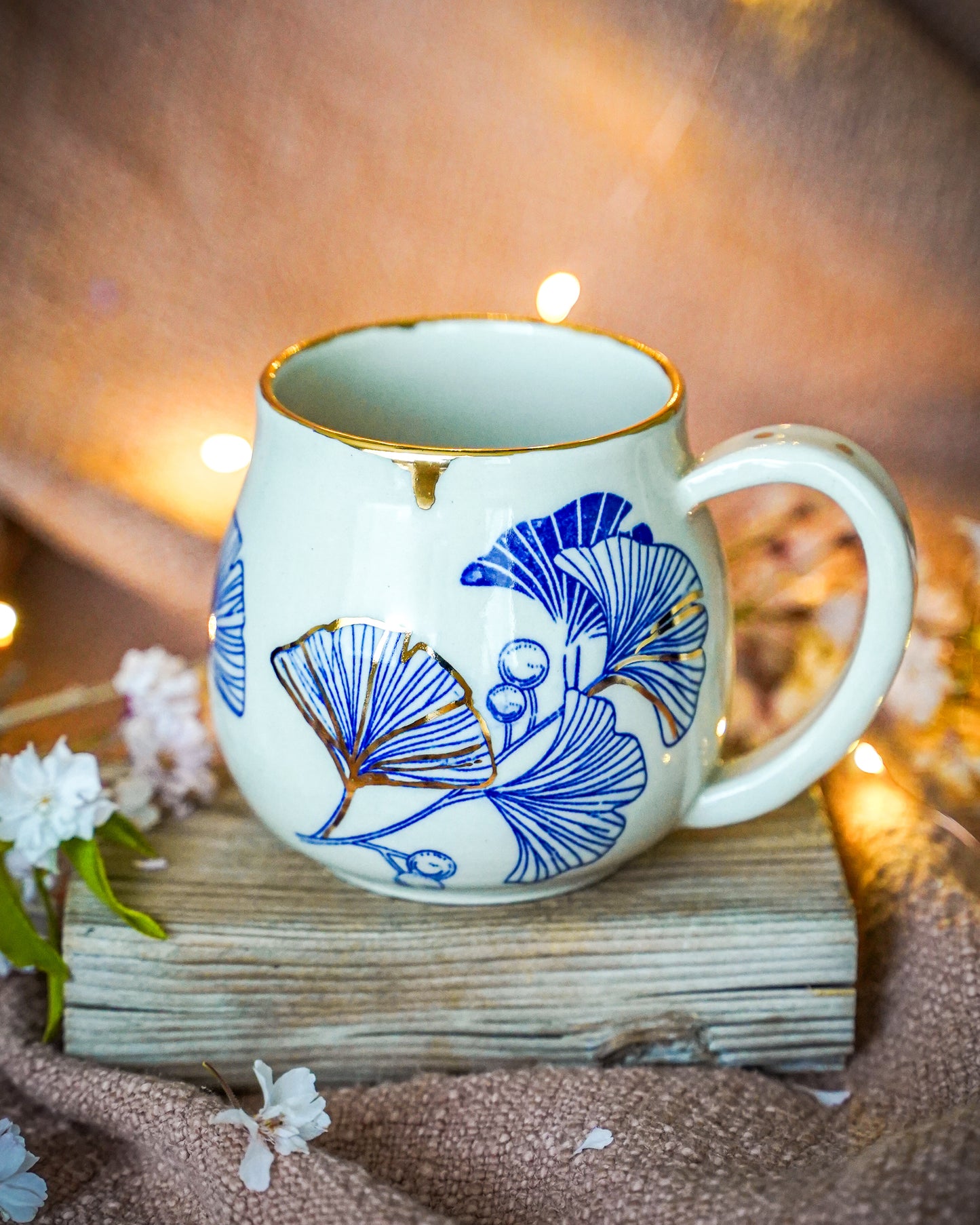 Ginkgo gold latte mug
