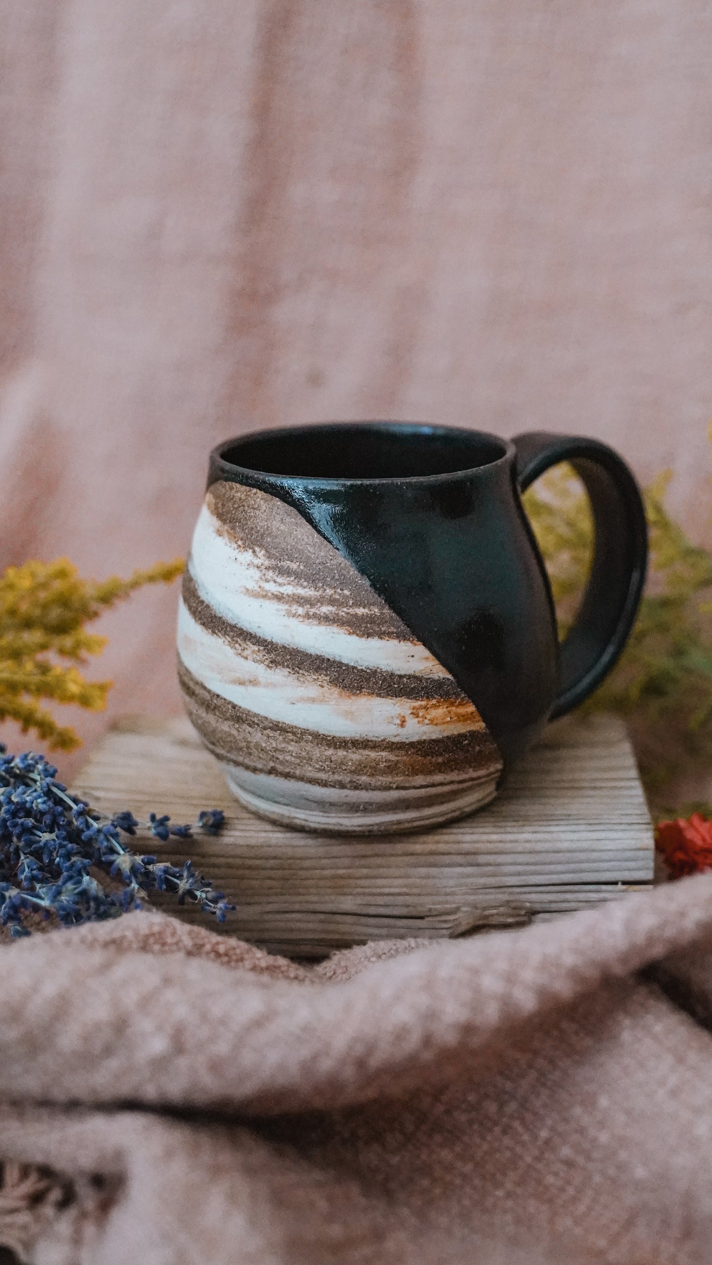 Black Marble Mug