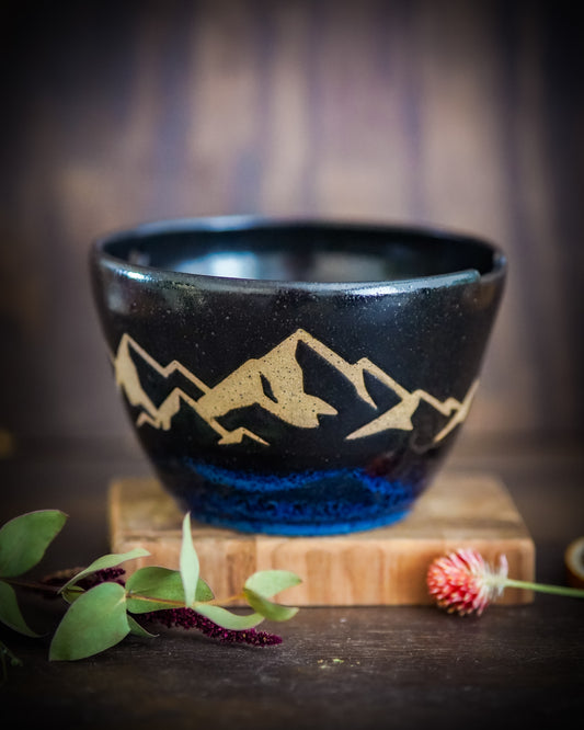 Black mountain ramen bow